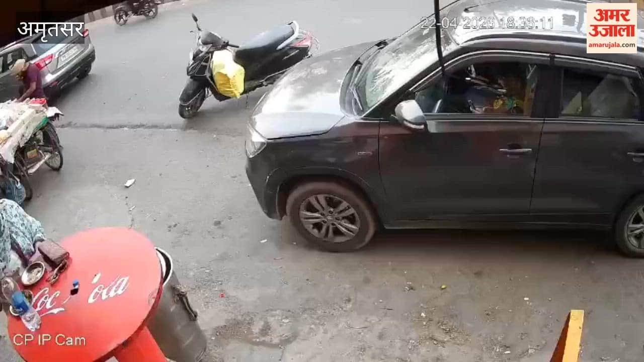 Thief flees with young woman's purse while she was dining in Amritsar; arrested within an hour.