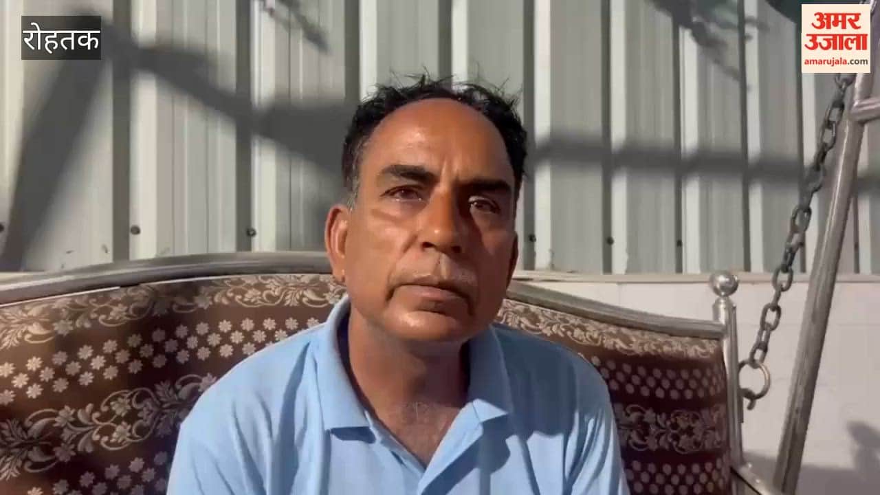 In 1971 Captain Dharamvir safely brought his comrade back from Pakistani territory