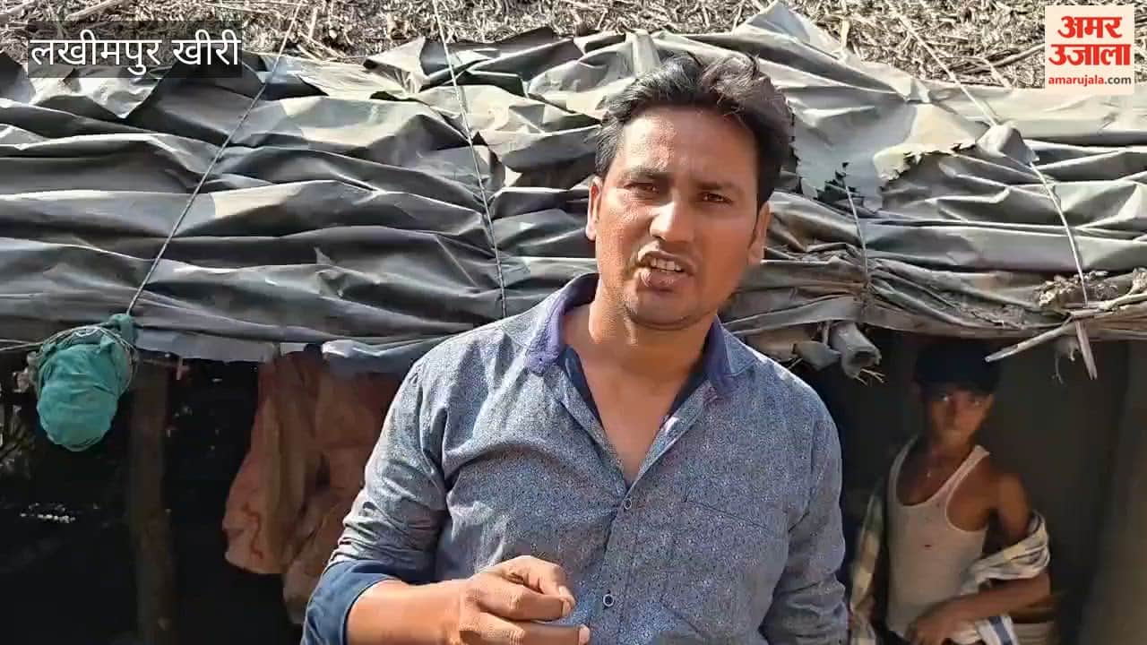 DM Visits the Hut of District Topper Umashankar in Lakhimpur Kheri