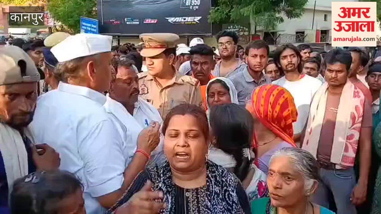 Kanpur: Youth Murdered; Family Stages Protest by Blocking Road with Body