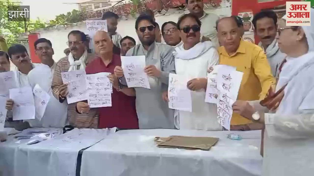 Congress protests against smart meters, sends a letter written in blood to the Governor