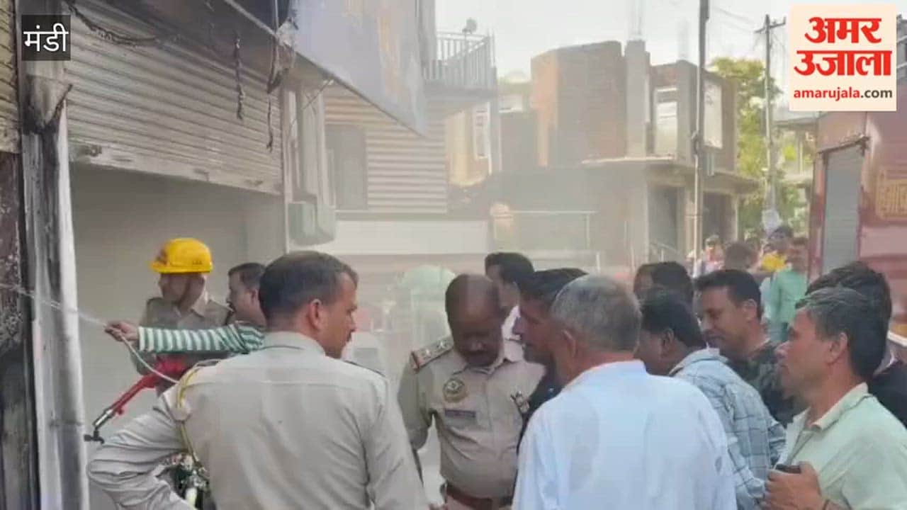 Mandi: Fire breaks out at a fast-food shop in Garodu; chaos ensues