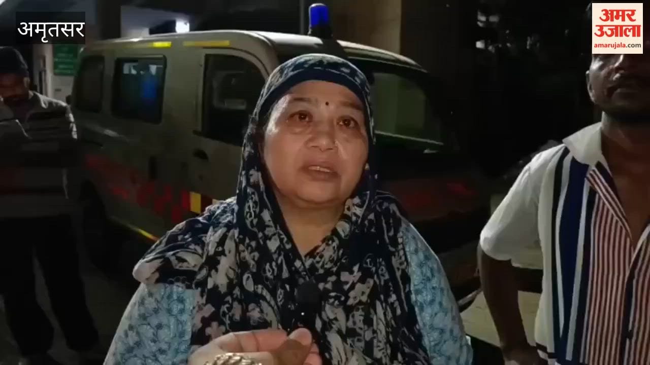 Late-night clash between two groups in Amritsar's Mohkampura; several injured.