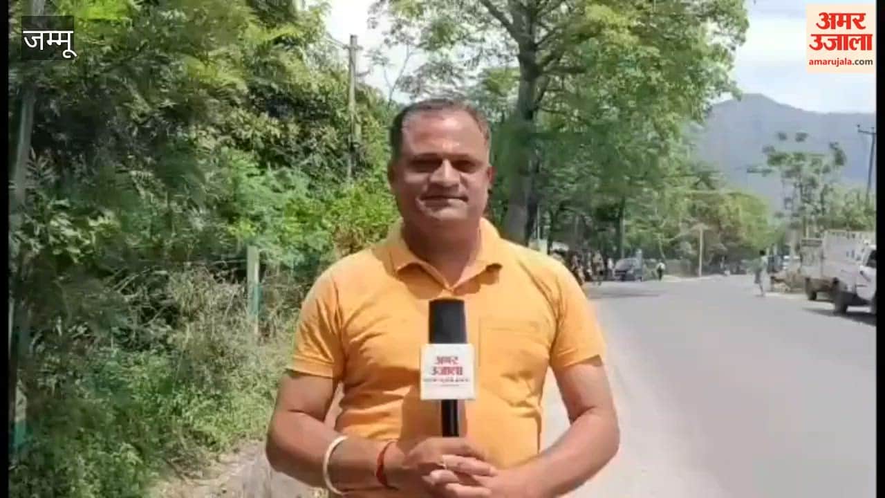 MVD Cracks Down in Reasi; Action Taken Against Helmetless Riders and Overloaded Vehicles at Checkpoints