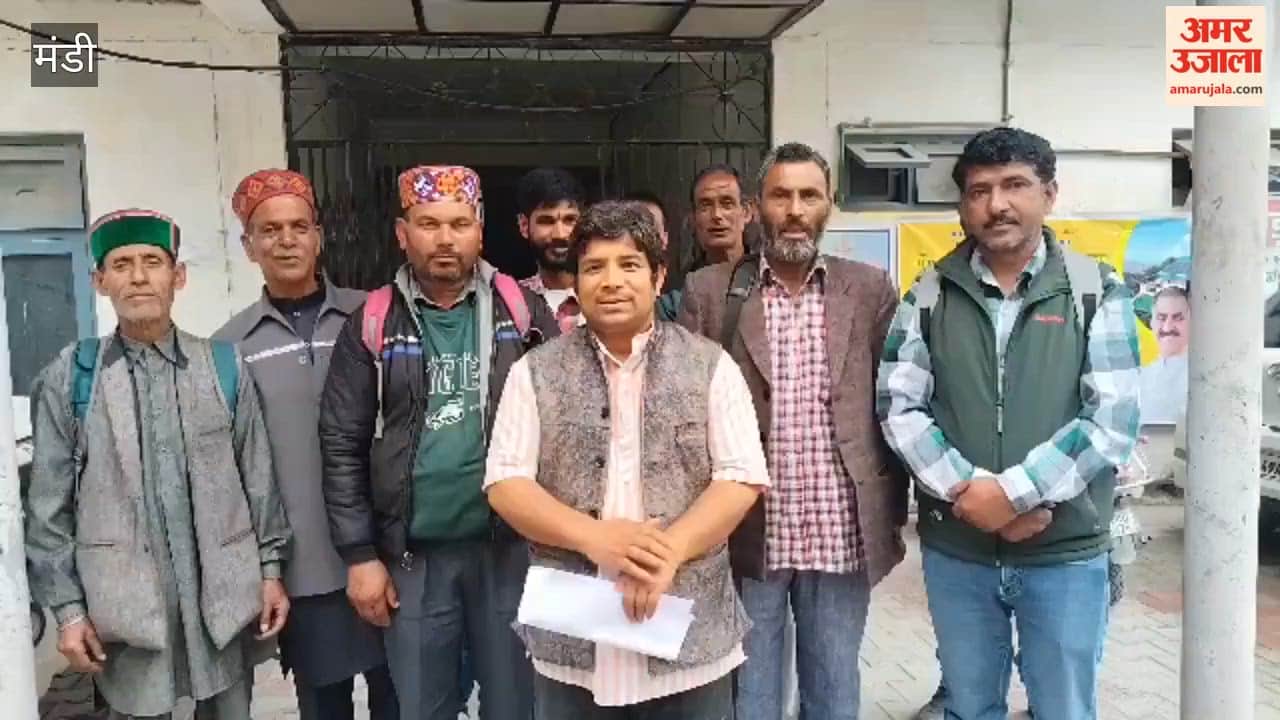 Mandi: Kisan Sabha Raises Issues of Roads and MGNREGA in Balichowki; Submits Memorandum of Demands