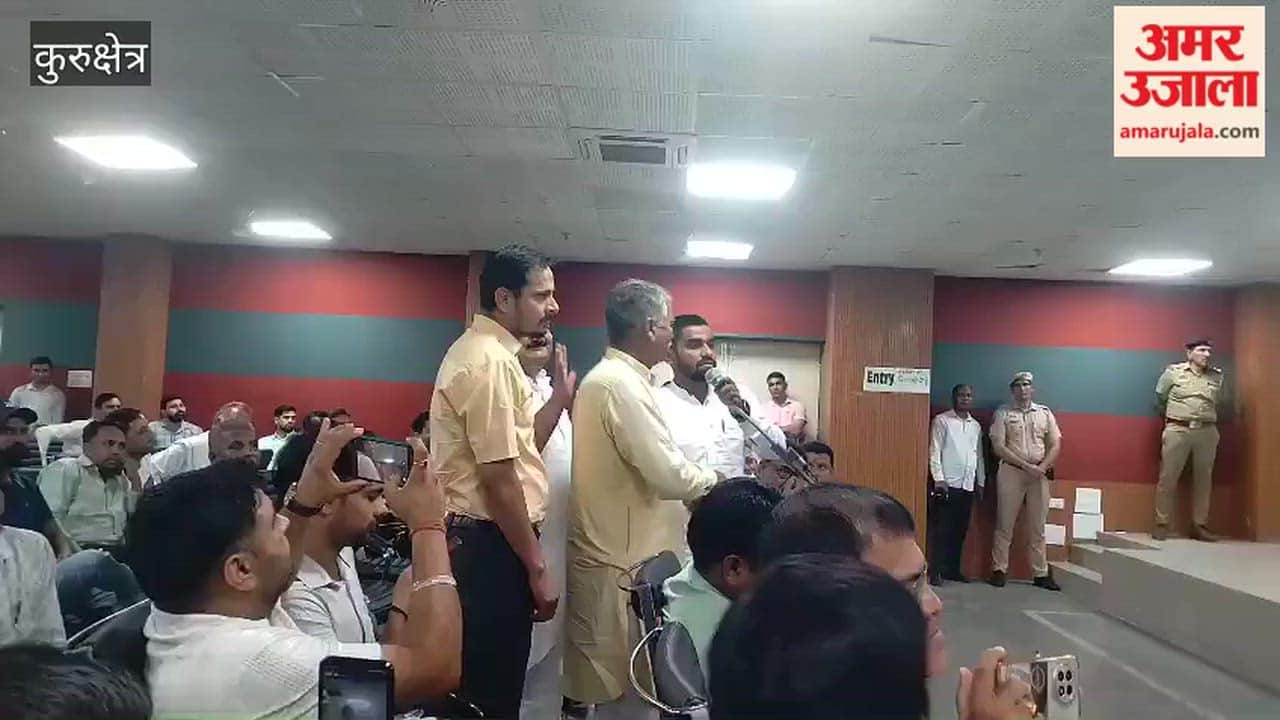 The minister ordered the agency to be blacklisted.