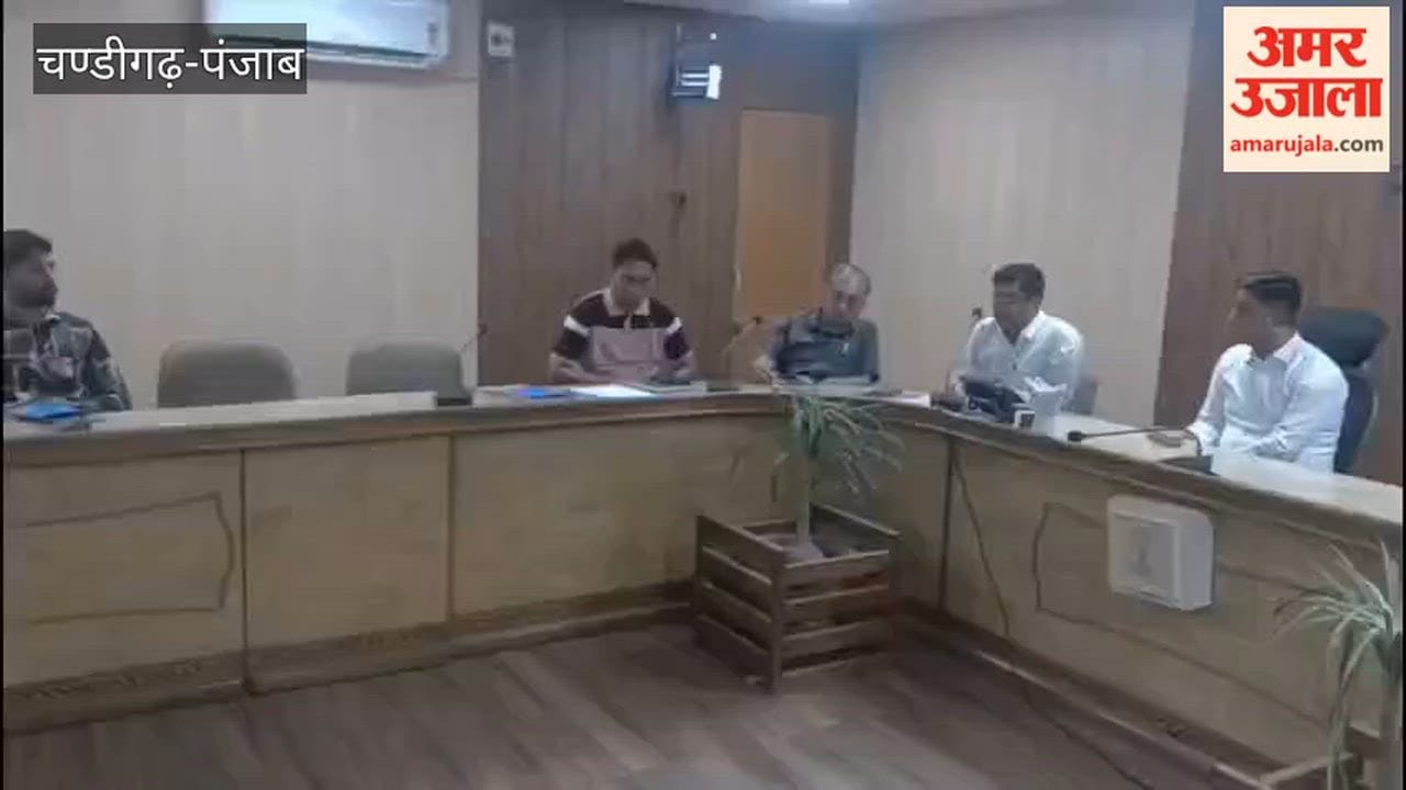 Hindi Workshop Organized at Firozpur Railway Division Office