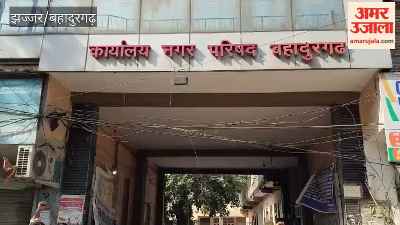 Bahadurgarh Municipal Council Sanitation Workers on Strike; Operations Affected
