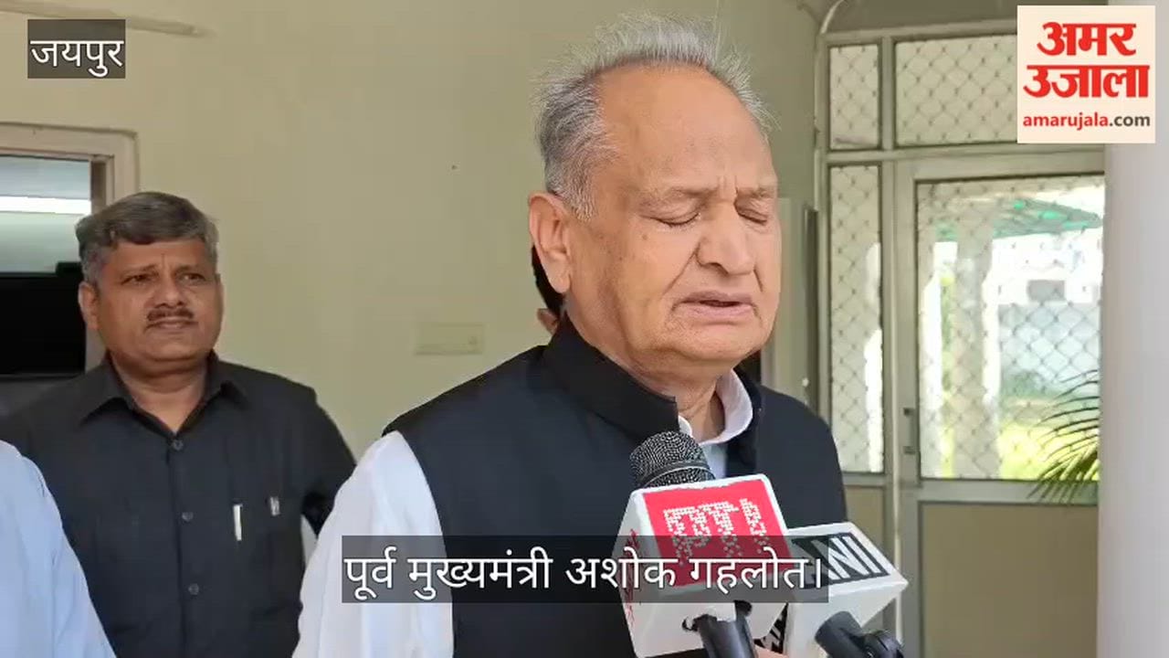 Ashok Gehlot Targets Government on Labour Day, Raises Concerns Over Wages and Silicosis in Rajasthan