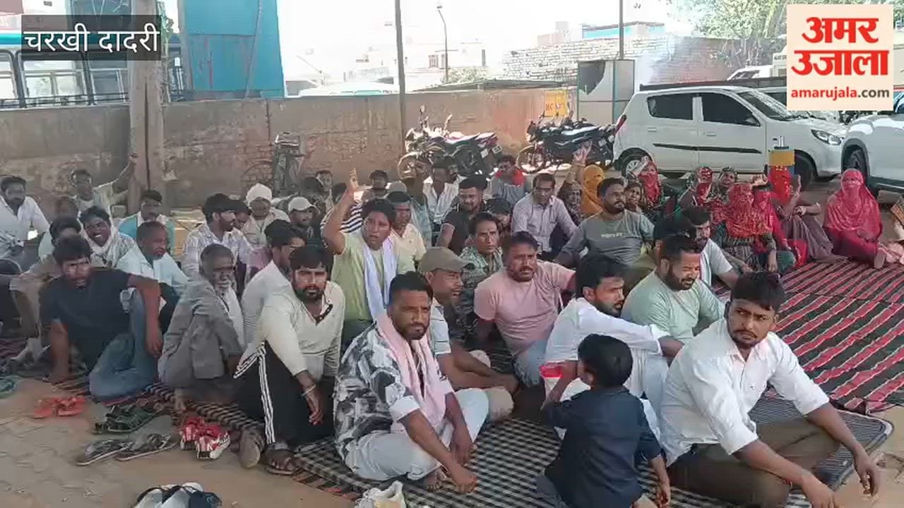 Sanitation Workers Strike on Labour Day in Charkhi Dadri; Piles of Garbage Accumulate Across the City