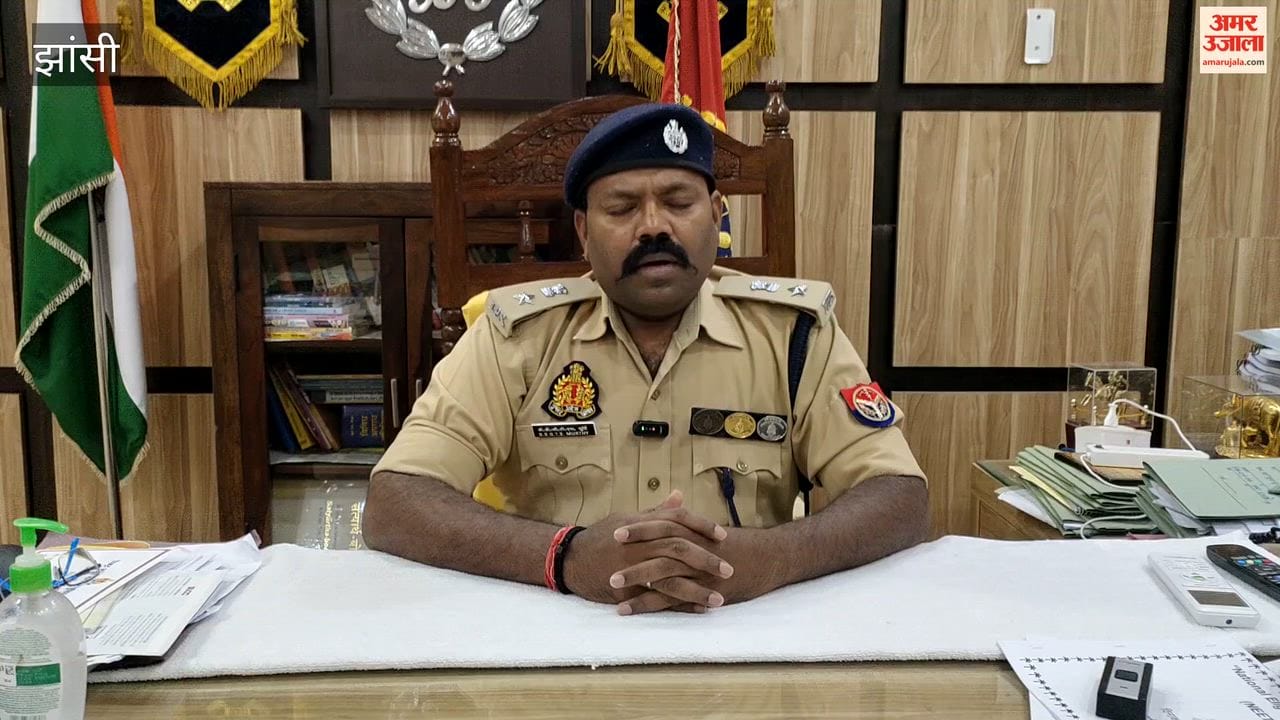 SSP BB GTS Murthy giving information about the arrest of BJP leader Ashish Upadhyay, wanted in a betting case of Rs 1 billion.