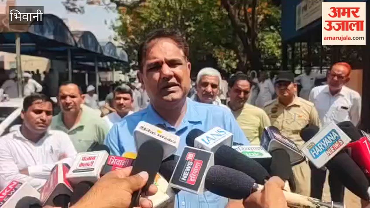ASI Sunil saved the lives of passengers in a burning bus till his last breath.