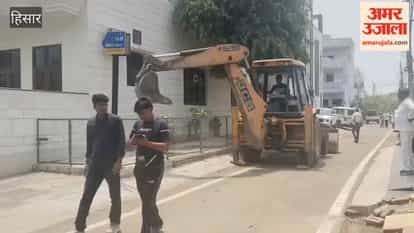 HSVP bulldozers run on illegal encroachments in Sector 16-17