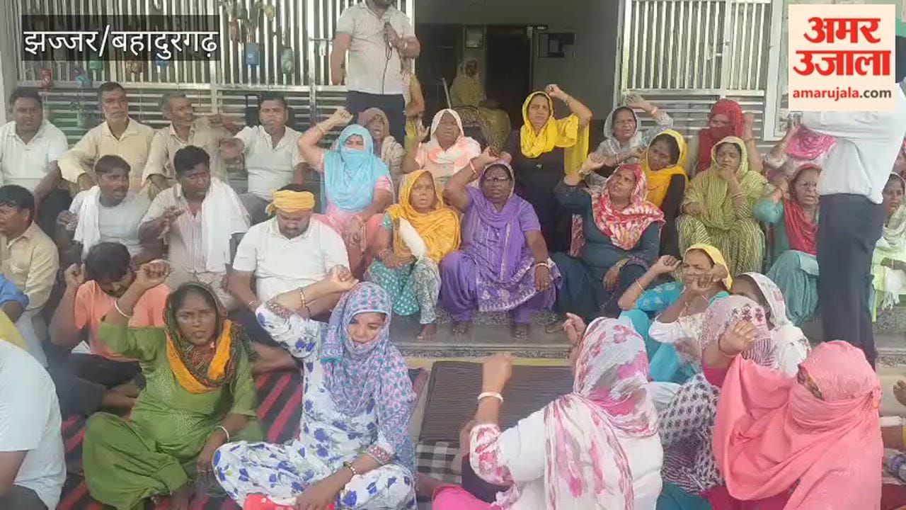 Safai Karamcharis remained on strike for the second day in Jhajjar
