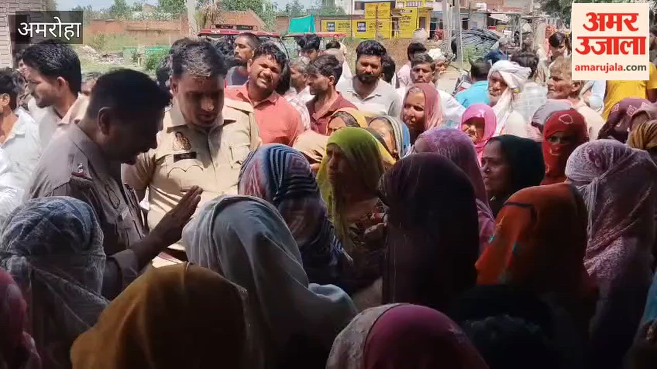 Women Outraged Against Liquor Shop Force Its Closure, Demand Its Removal
