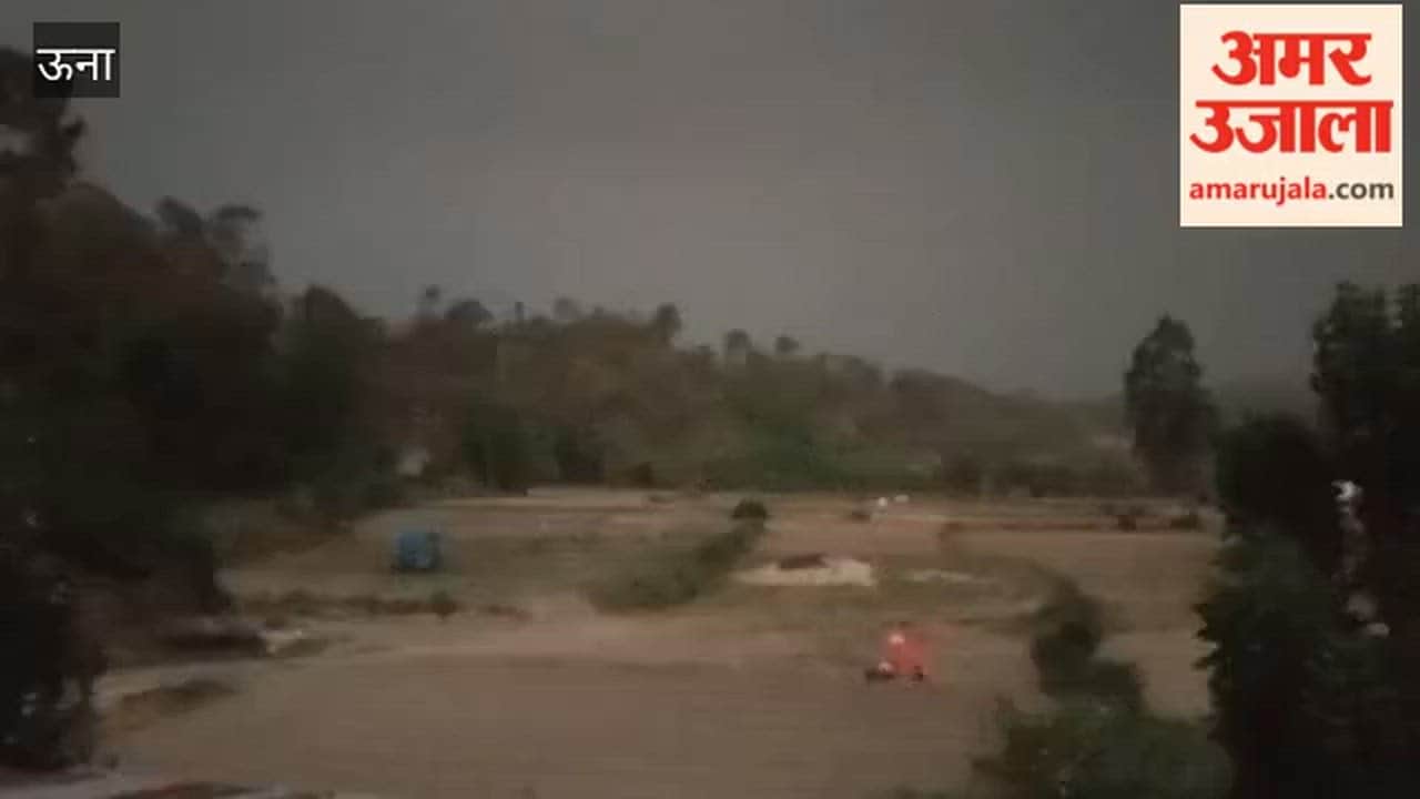 Una: Tarpaulins Blown Away by Strong Winds; Fodder Soaked in Fields; Standing Wheat Crop Also at Risk