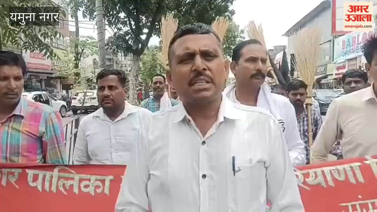 Safai Karamcharis' strike extended till May 5