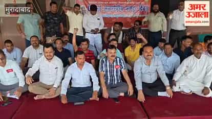 NARMU Workers Stage Sit-in at Railway Station, Raise Demands