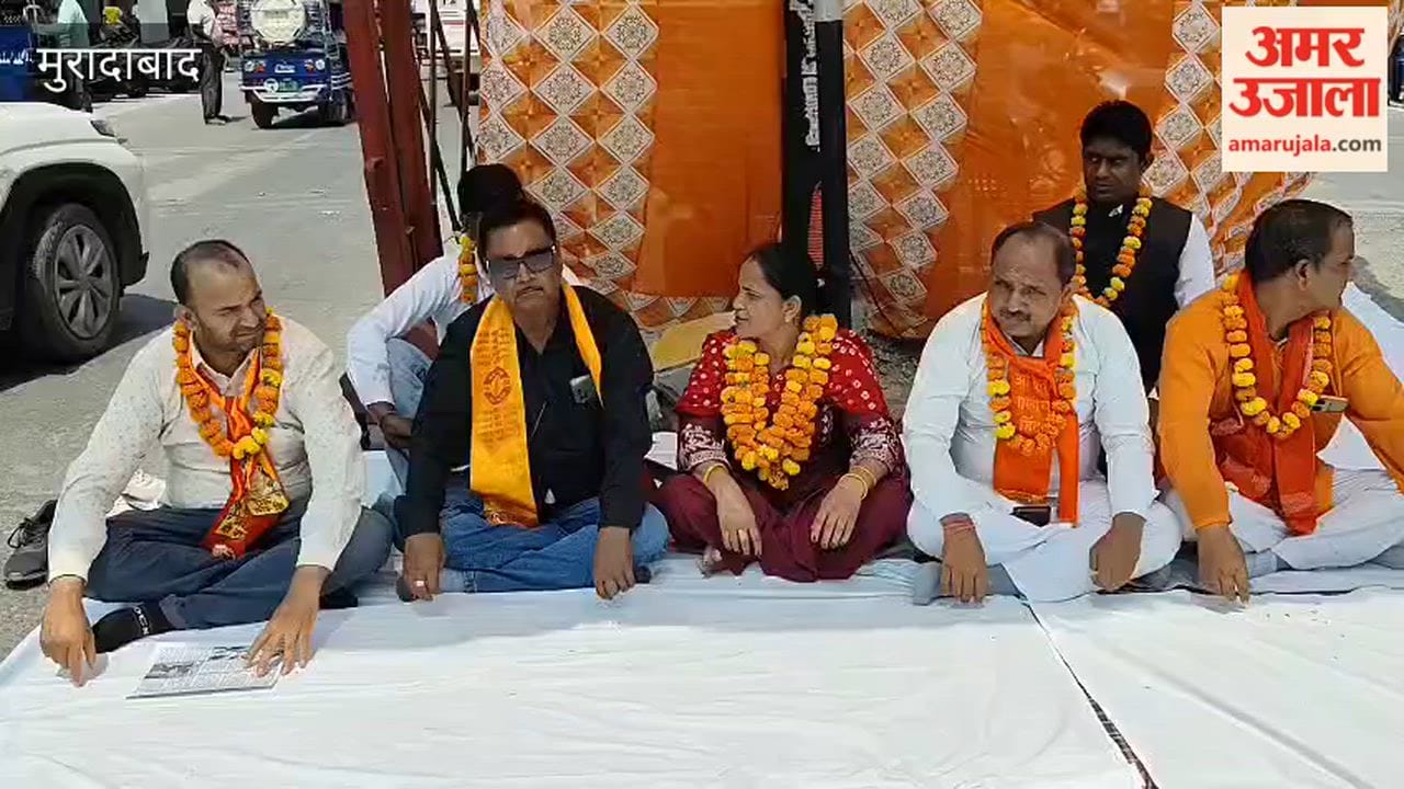 Observed a hunger strike in support of the Women's Reservation Bill