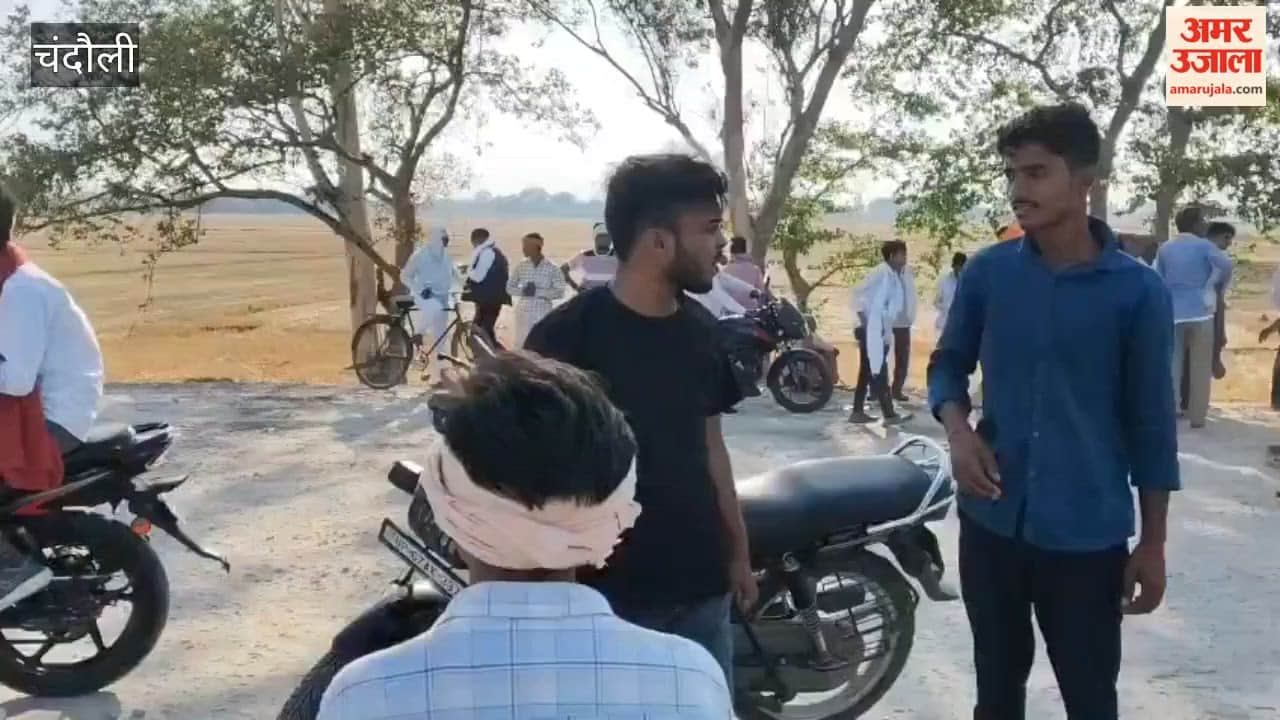 Village Plunged into Darkness for Eight Days Women Block Road Express Outrage