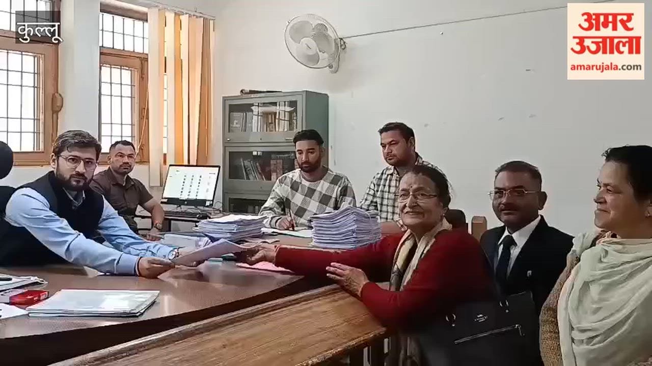 Kullu: Former Minister's Wife Prem Lata Thakur Files Nomination Papers; Enters the Fray for District Council Elections