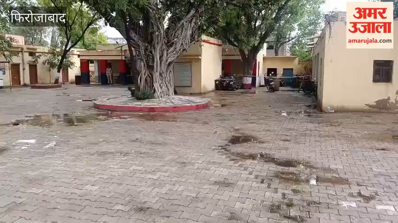 Heavy rain lashes Narkhi in Firozabad