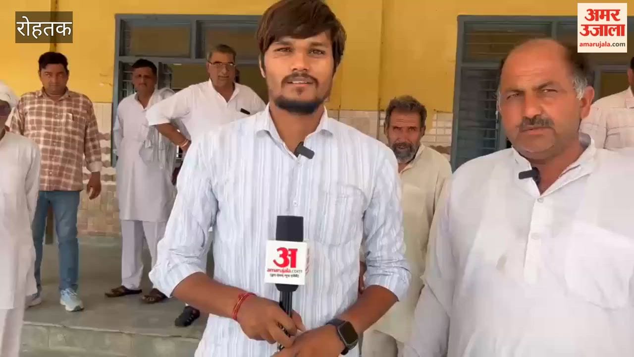 Chaupal program was organized in Kiloi village.