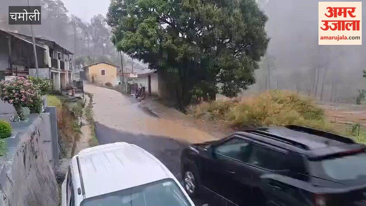Chamoli: Nandkeshari-Dharatalla Road Closed Due to Torrential Rain and Debris in Dewal