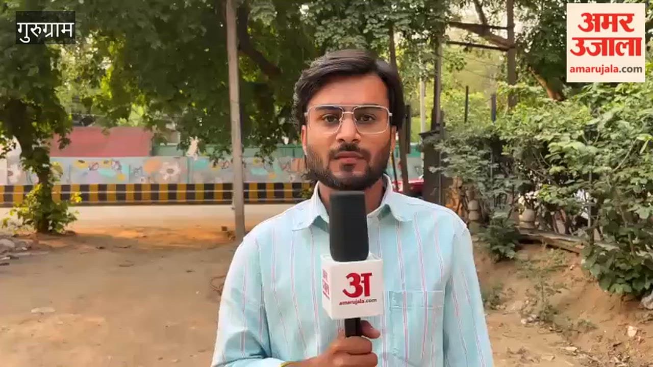 People anger aroused due to pile of garbage and illegal activities in Gurugram Sector-55