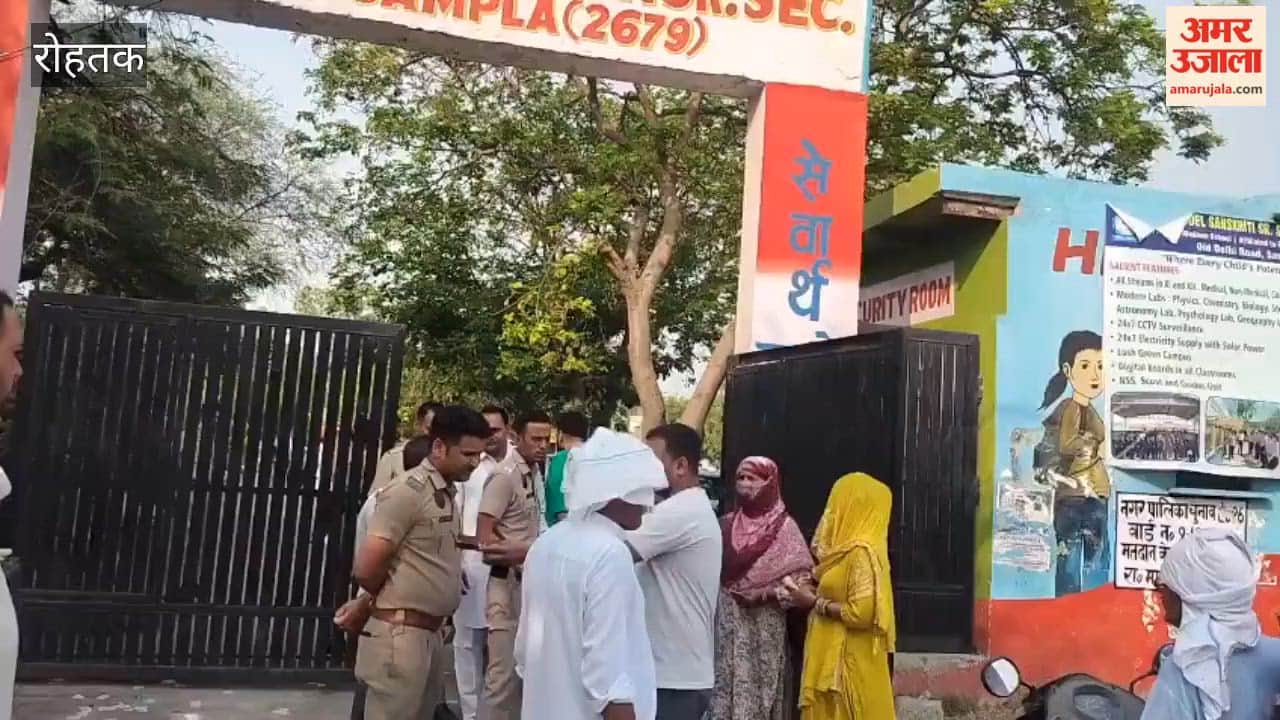 15,624 voters in Sampla are electing their government.