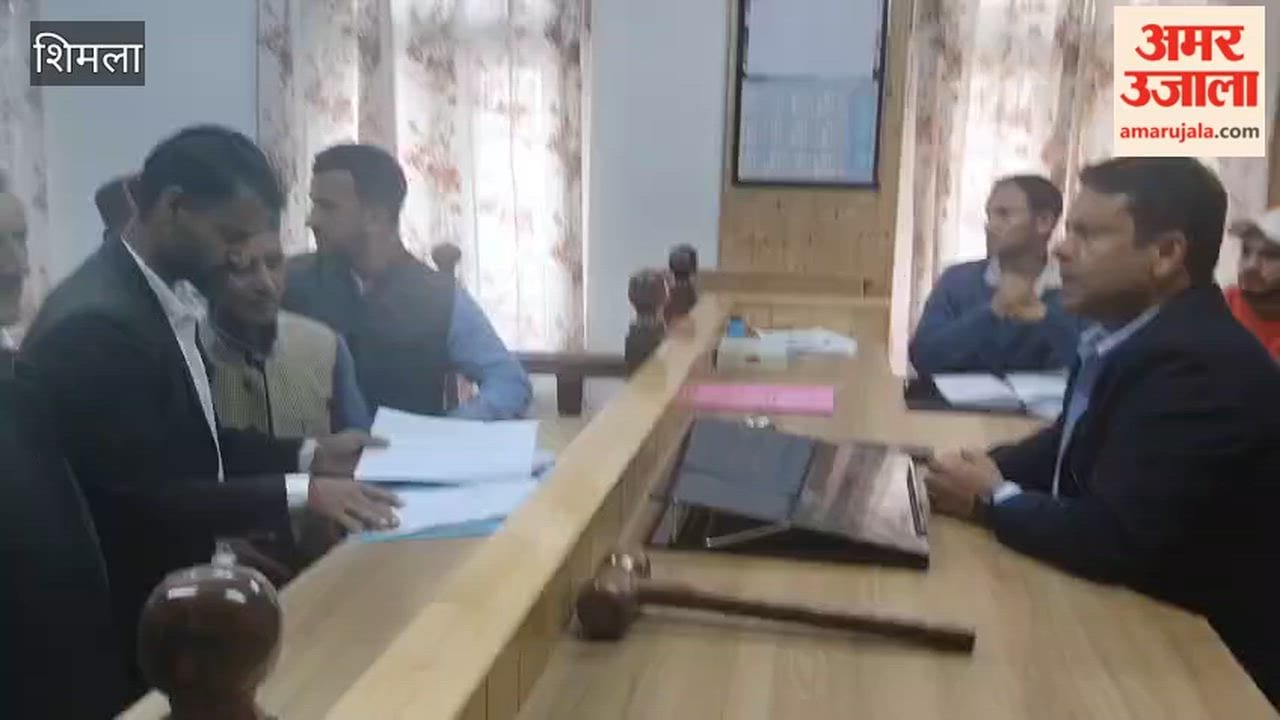 Shimla: On the second day, Rameshwar Ratwan filed his nomination from the Khashdhar Ward of the District Council.