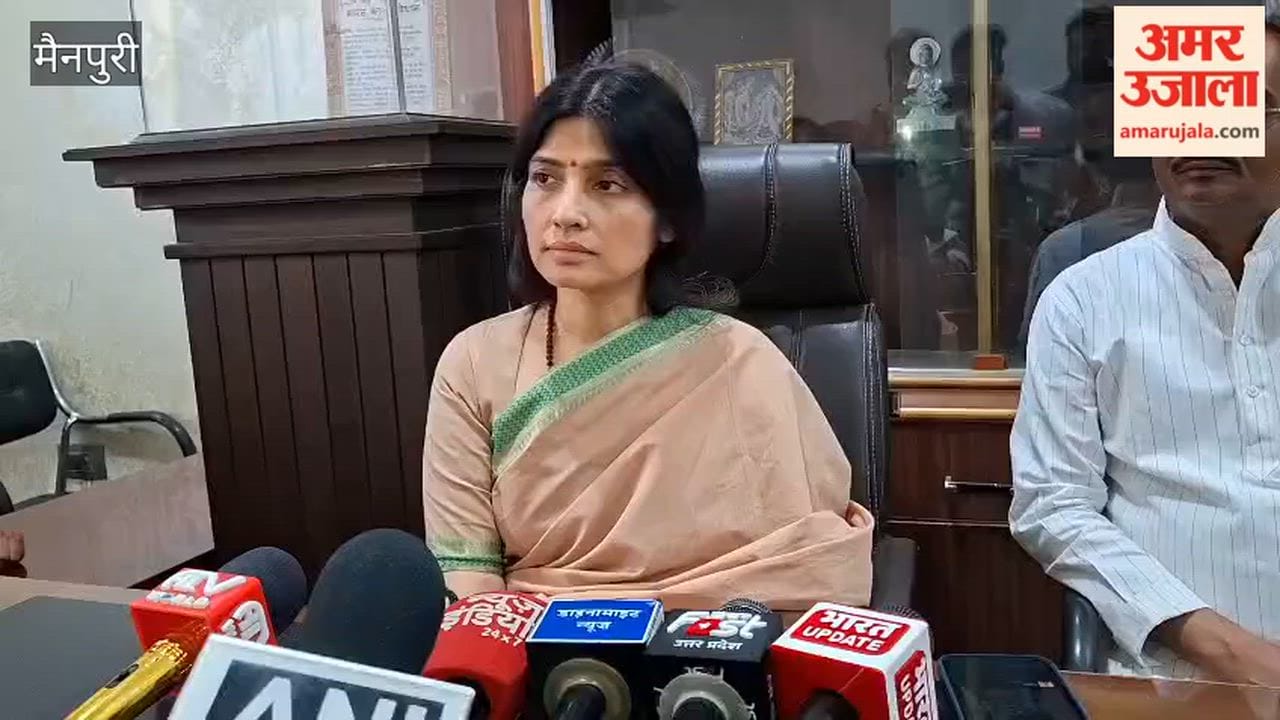 MP Dimple Yadav attack on BJP over victory in Bengal elections