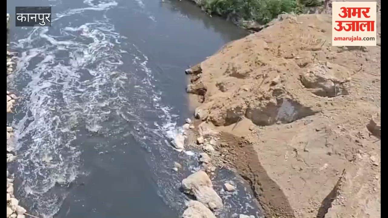 Bridge Construction Hampered by Foul-Smelling Pandu River Water; Workers Distressed by the Stench