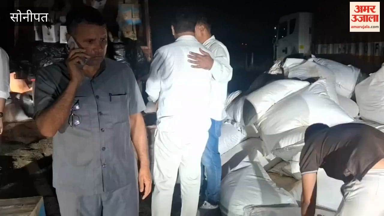 Over 1,000 Cases of Liquor Recovered from a Trailer in Sonipat; Being Smuggled While Hidden Inside Sacks of Fodder