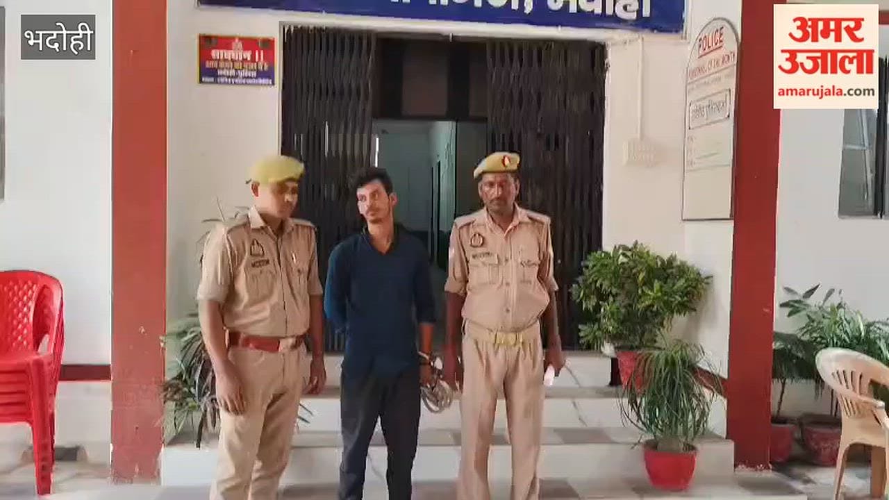 Gangster with 10000 Bounty Arrested in Varanasi