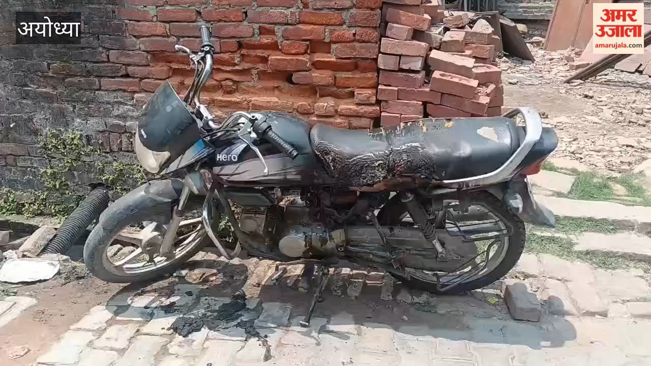 अयोध्या में तीन वाहनों में आग लगने से हड़कंप, हिरासत में युवक