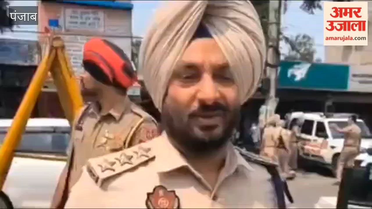 Sanitation workers dumped garbage at a square in Ferozepur city