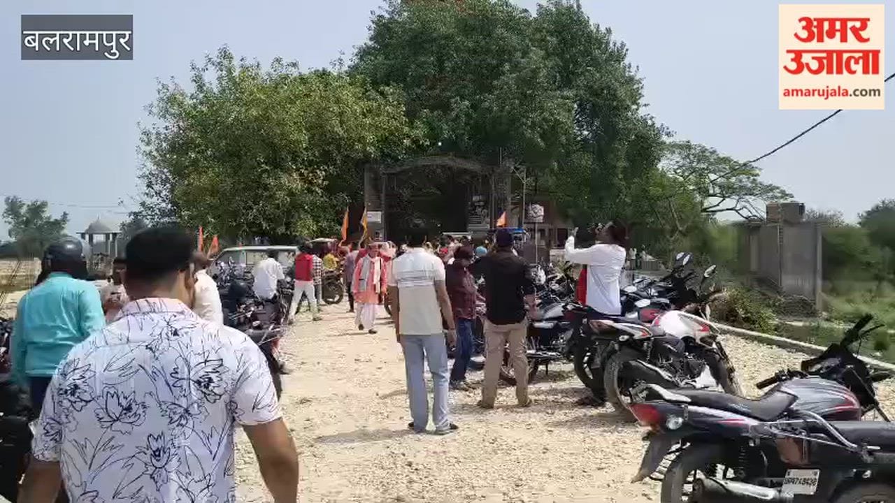 बलरामपुर में बजरंगबली के जयकारों से गूंजे मंदिर, दूसरे बड़े मंगल पर उमड़ा आस्था का सैलाब