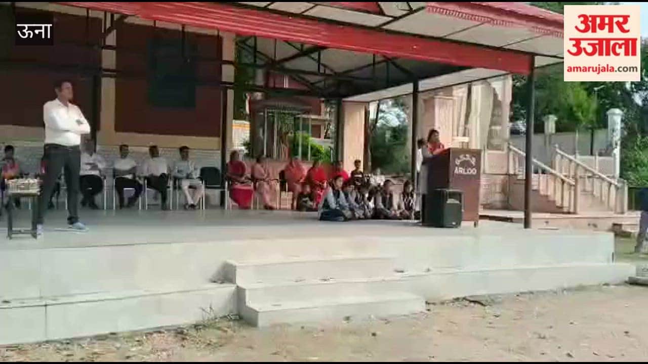 Una: Anchal Kaundal Secures 10th Rank in the State in Himachal Pradesh Board Exams; Receives Grand Welcome Upon Arriving at School