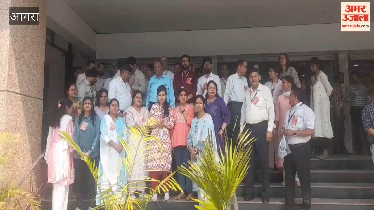 SBI Employees Protest in Agra, Announce Nationwide Strike on May 25–26