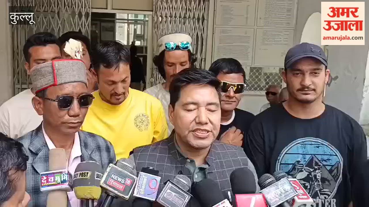 Kullu: Former BDC Chairman Shashipal files nomination from the Barshaini Ward of the District Council