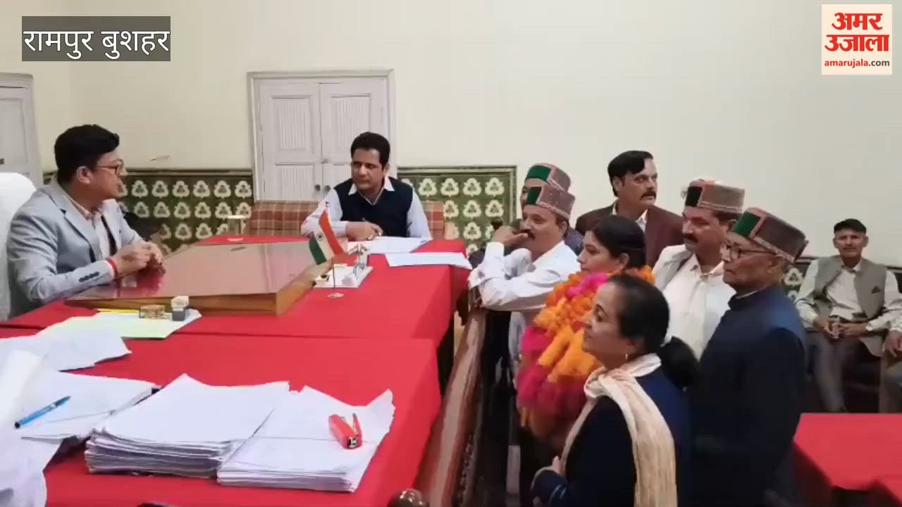 Rampur Bushahr: Candidates Arrive to File Nominations with Supporters on the Final Day of District Council Elections