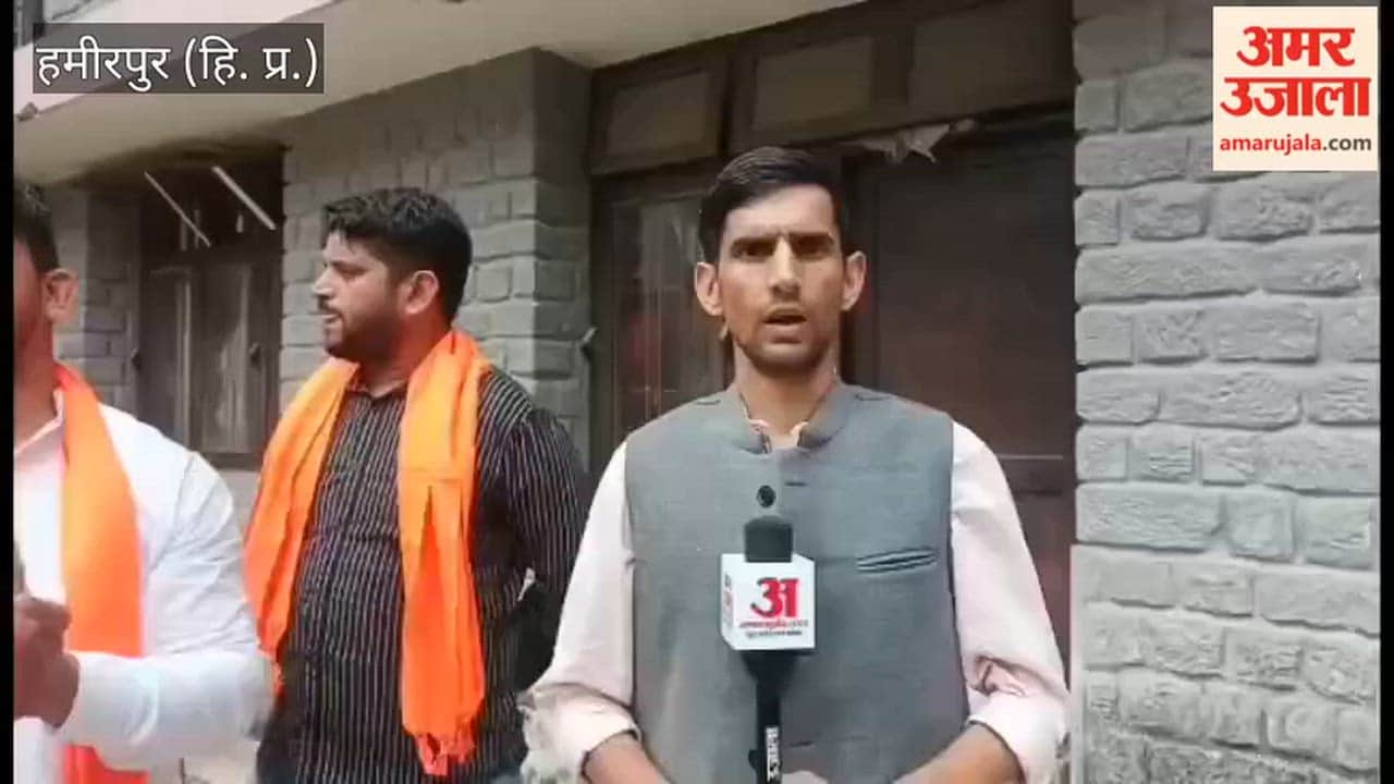 Hamirpur BJP-backed candidate Rohit Sharma, alias Happy Pehalwan files nomination papers