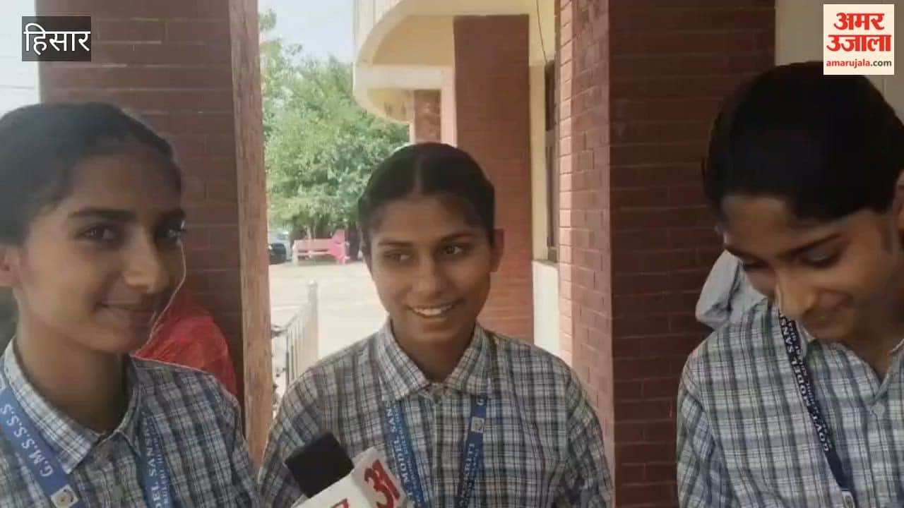 'Dost Police' Program in Hisar: Female Students Need to Exercise Extreme Caution on Social Media; Keep Profiles Private.