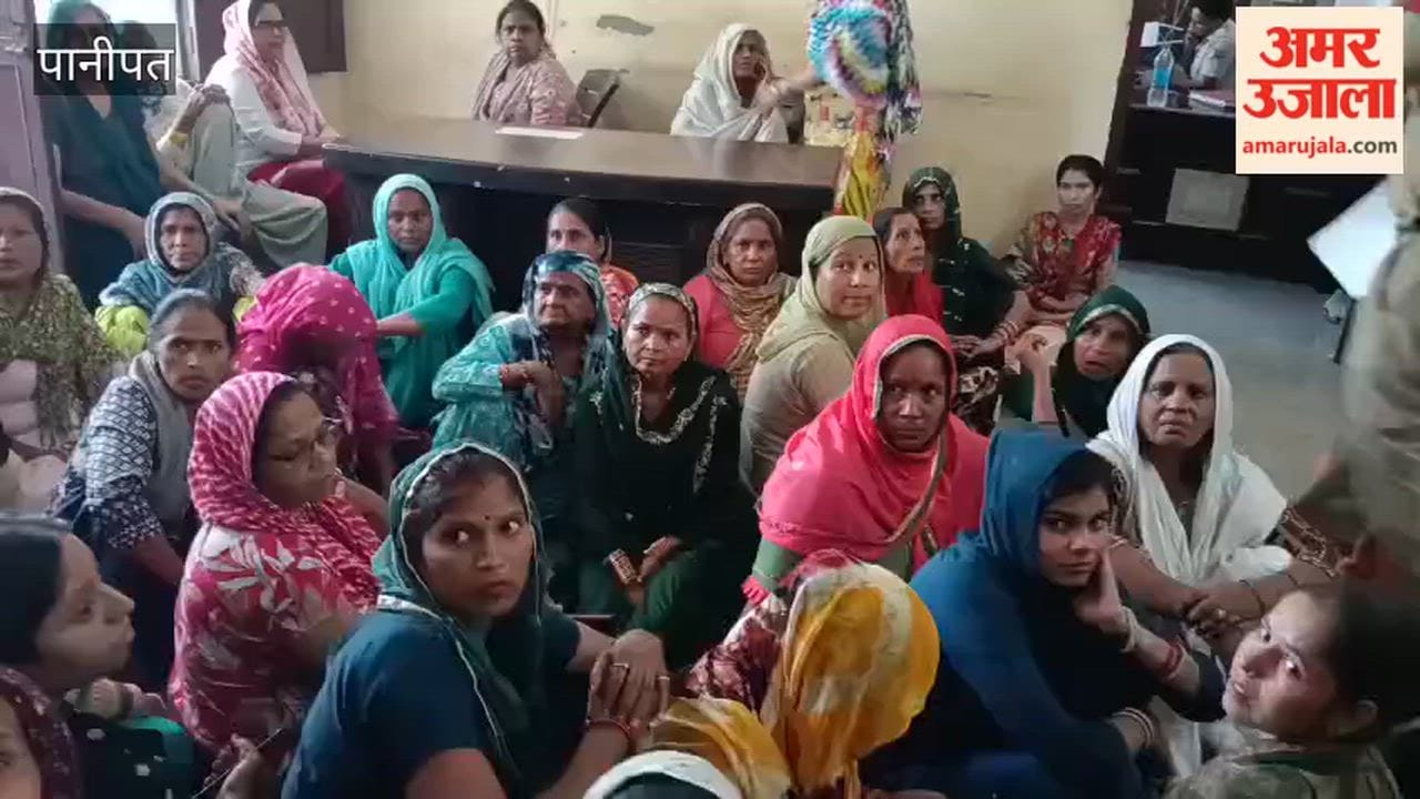 Protest held at Kila Police Station in Panipat against the Kunal murder case; women stage a sit-in demanding justice.