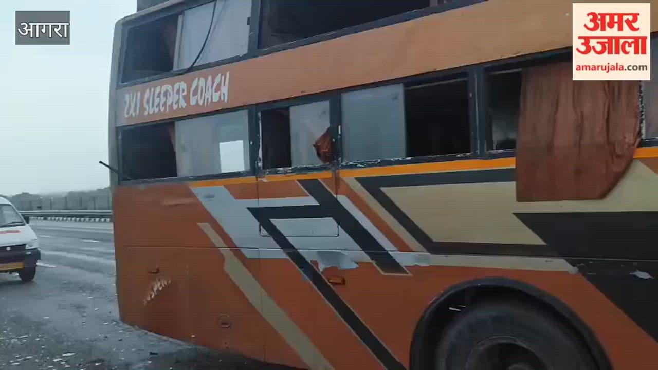 Major Accident on Agra-Lucknow Expressway: High-Speed Sleeper Bus Crashes into Dumper