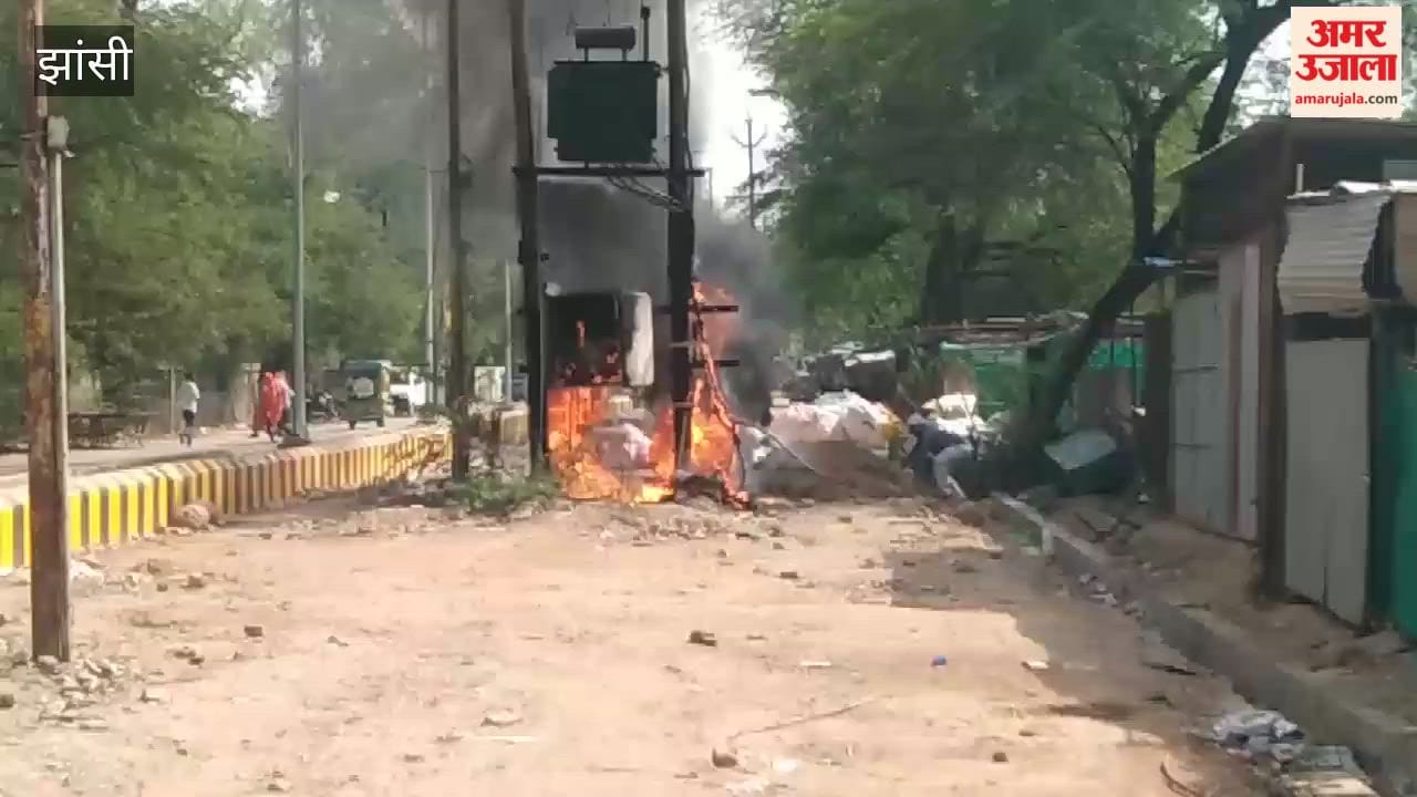 Fire broke out in a transformer, fire brigade could not reach even after information, lineman showed courage