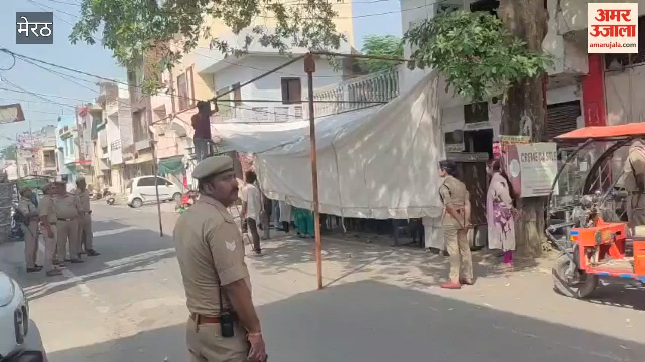 Central Market Incident: Police Remove Tent from Protest Site; Women Register Protest, Scuffle Ensues with Police