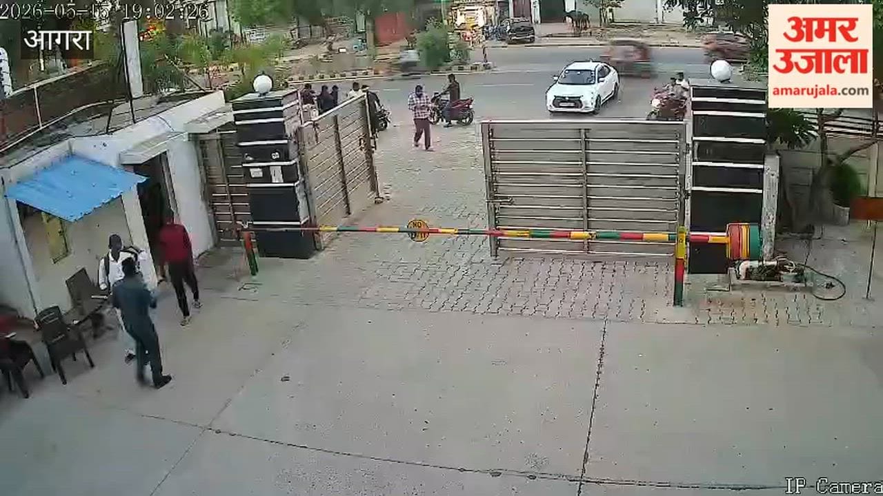 Agra Parking Dispute Turns Violent Group Attacks Man with Lathis and Axe Video Goes Viral
