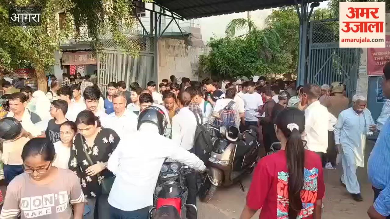 Lawyers Protest Against Police Administration in Agra